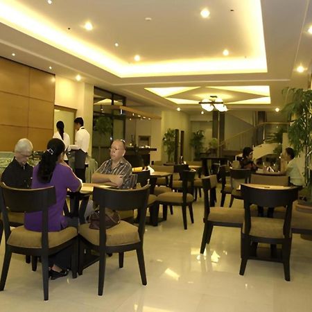 באואנג Hotel Ariana מראה חיצוני תמונה