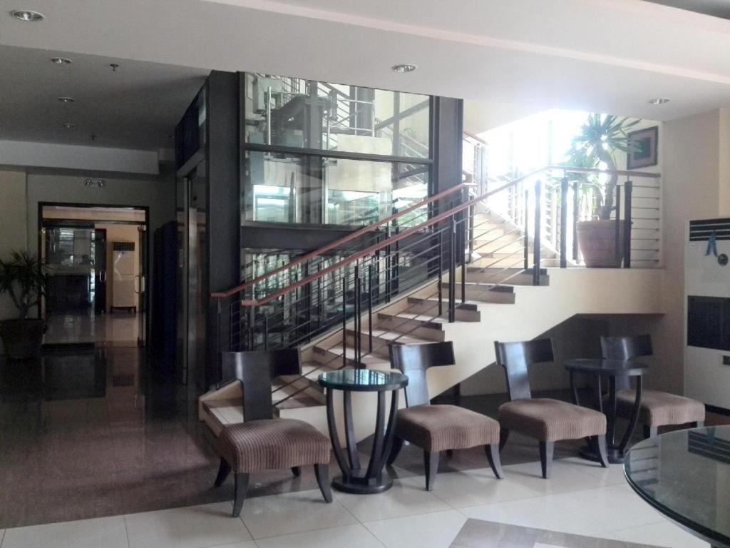 באואנג Hotel Ariana מראה חיצוני תמונה