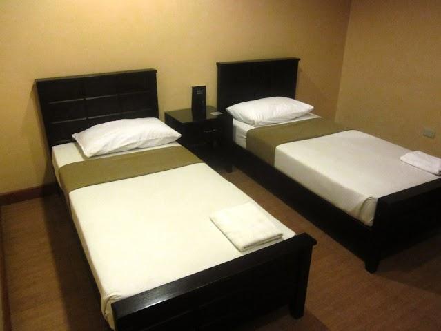 באואנג Hotel Ariana מראה חיצוני תמונה