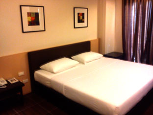 באואנג Hotel Ariana מראה חיצוני תמונה