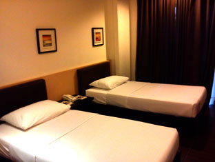 באואנג Hotel Ariana מראה חיצוני תמונה